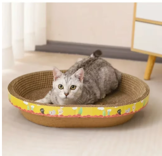 Mèo trong bảng cào móng oval màu vàng